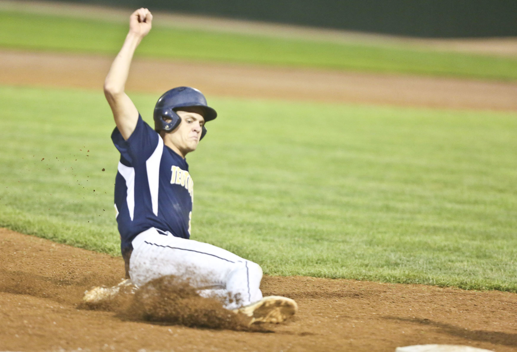 Teutopolis baseball Rock Island Alleman 22 5.30.19.JPG
